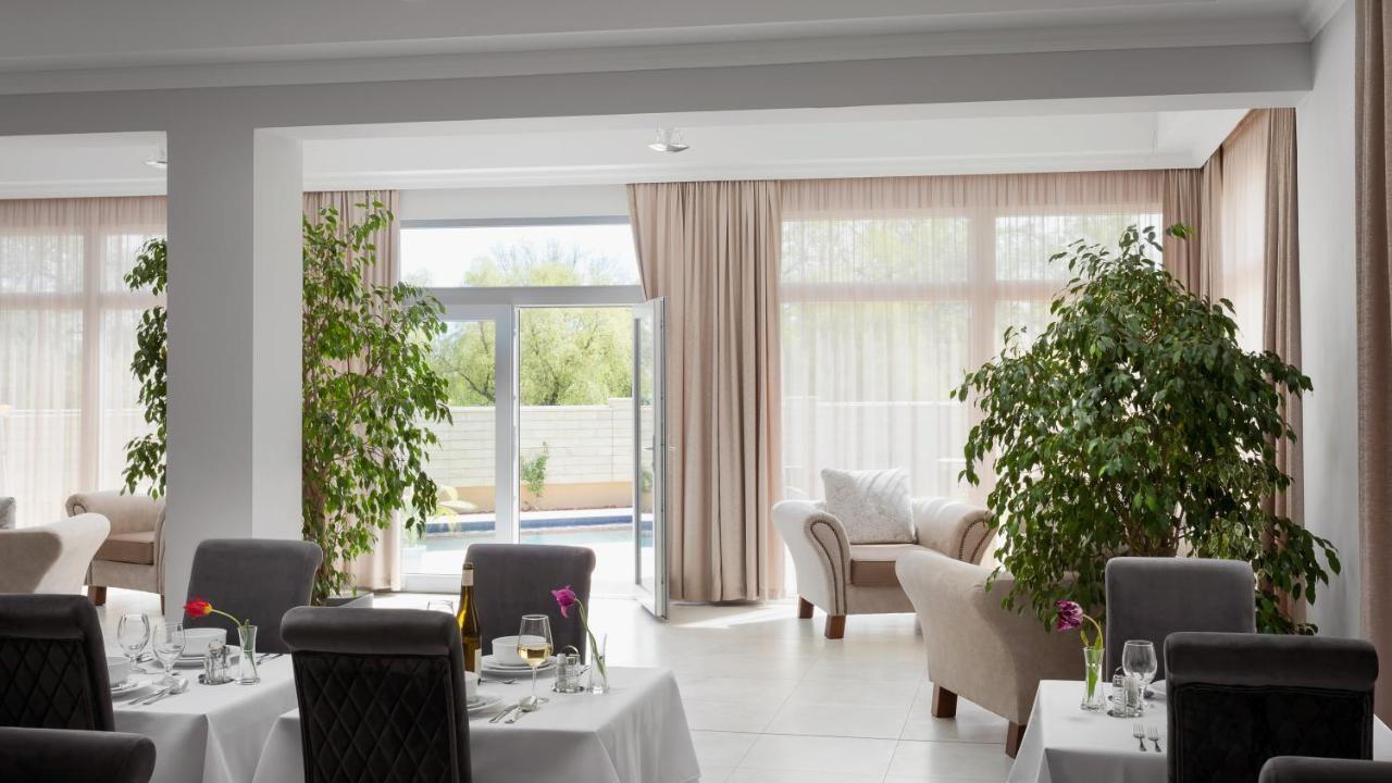 Notarius Vendeghaz Bed & Breakfast Poroszlo Bagian luar foto