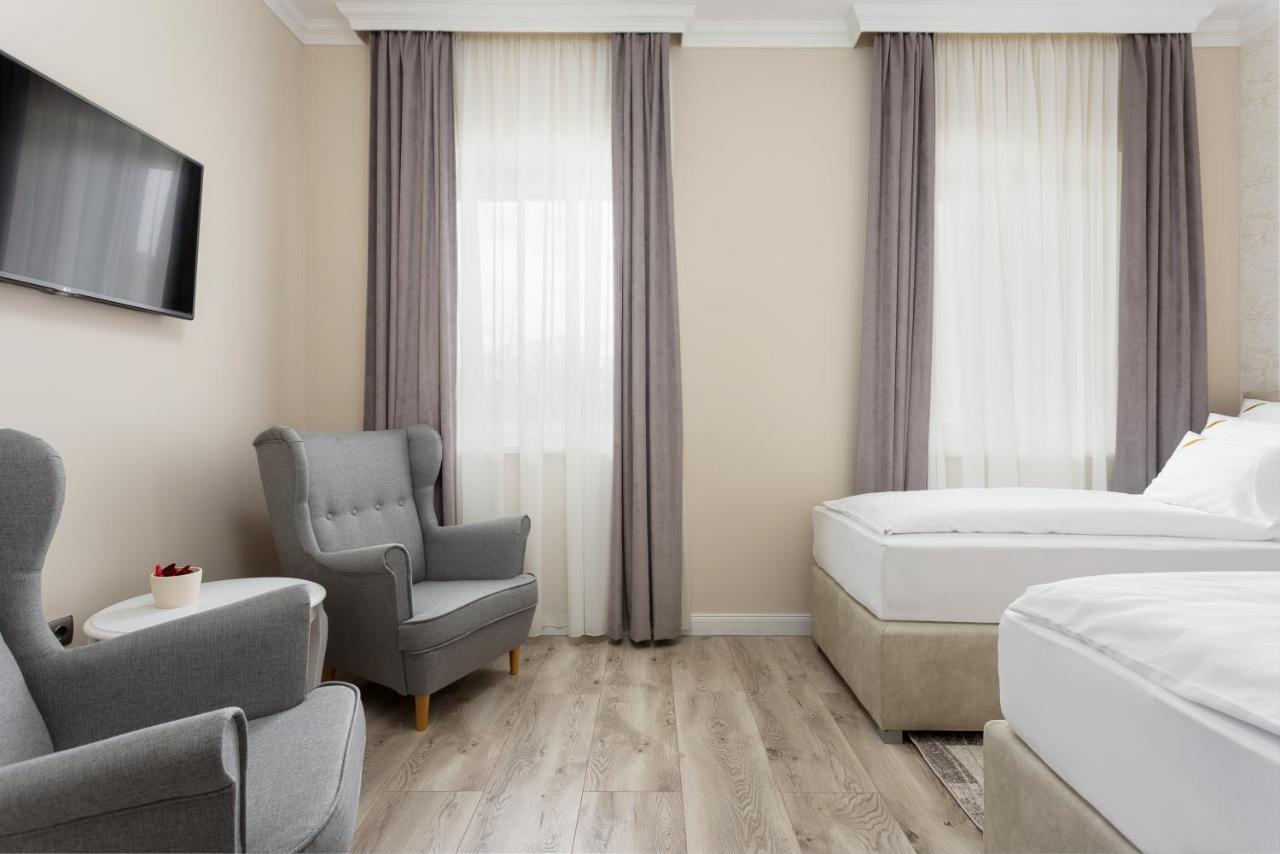 Notarius Vendeghaz Bed & Breakfast Poroszlo Bagian luar foto