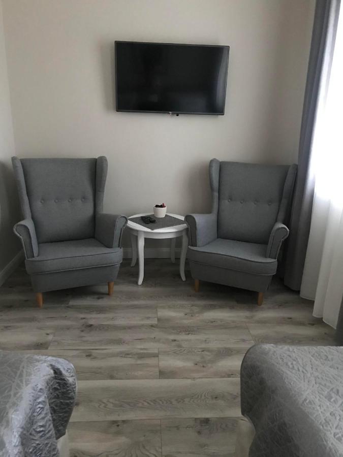 Notarius Vendeghaz Bed & Breakfast Poroszlo Bagian luar foto