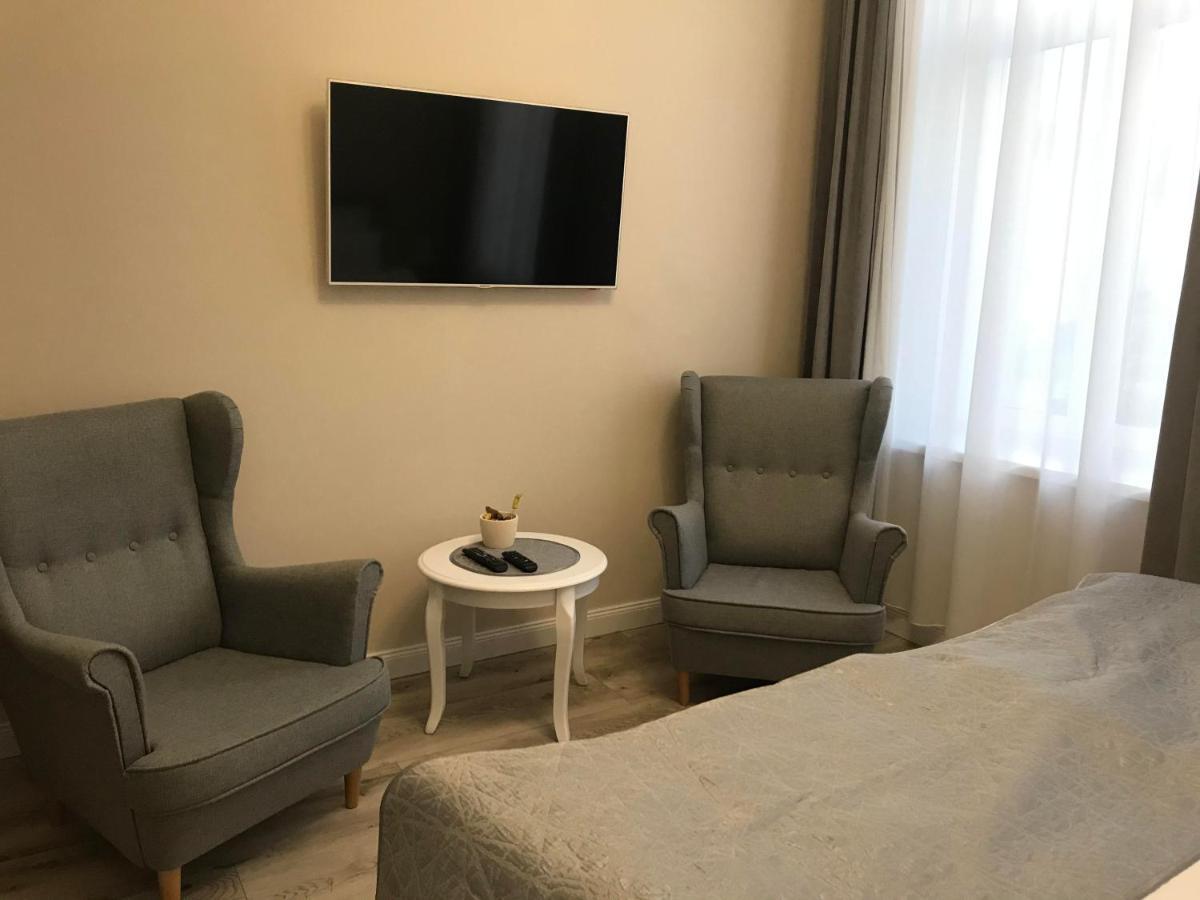 Notarius Vendeghaz Bed & Breakfast Poroszlo Bagian luar foto